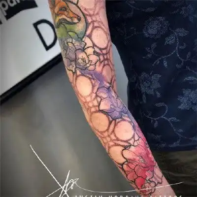 微信个性纹身头像好看的彩色水墨纹身图片
