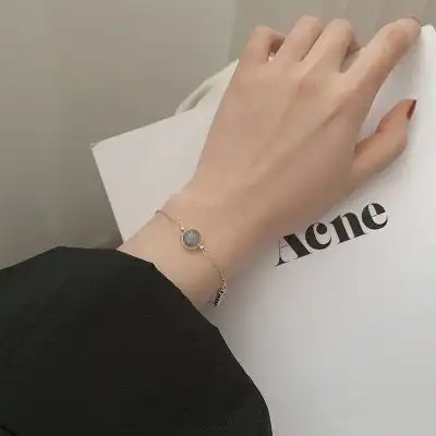 女人最适合的微信头像手绘手控和女生部位只有手