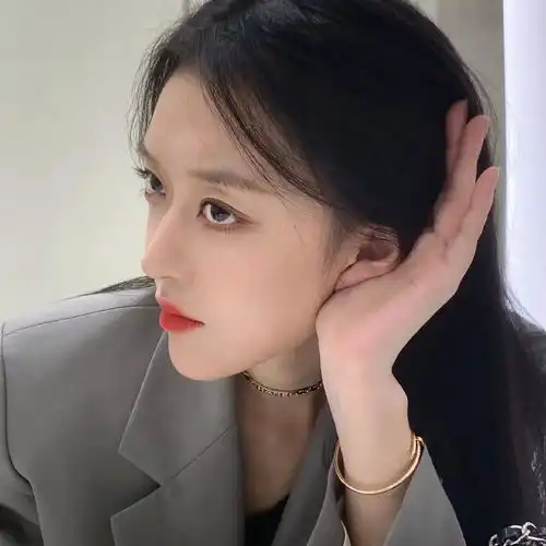 优质女头放不下也没什么办法了
