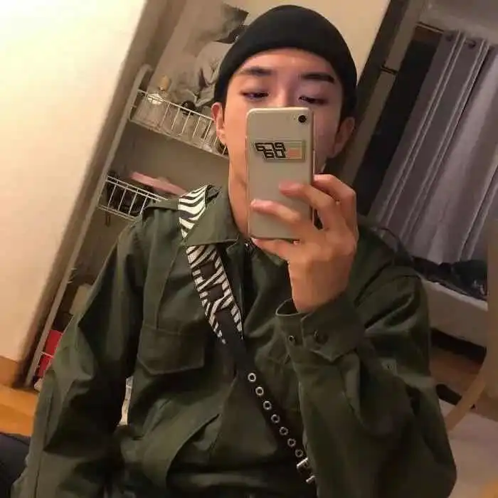 超级好看的男生头像
