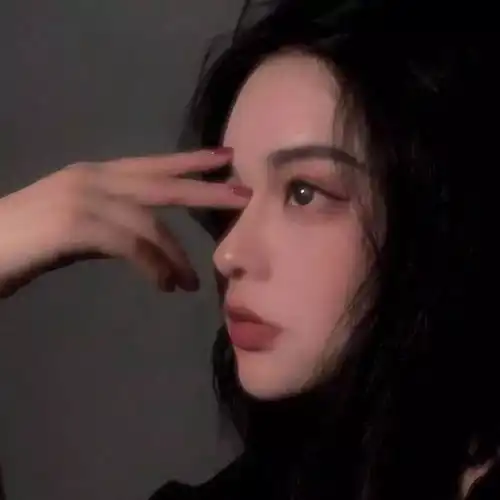 头像丨幸运的是今生遇到了你,遗憾的是余生没有你
