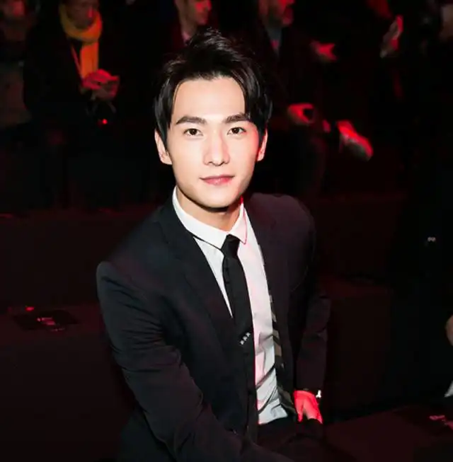 杨洋这样的小鲜肉都该退出娱乐圈么