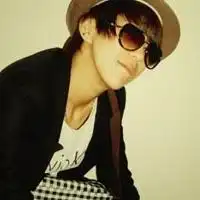 谁能给我些帅哥的头像啊
