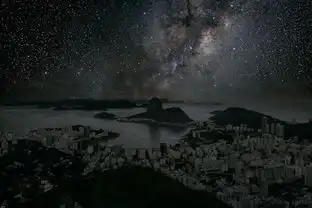 摄影师thierrycohen后期处理掉城市灯火铺上漫天银河星空组图