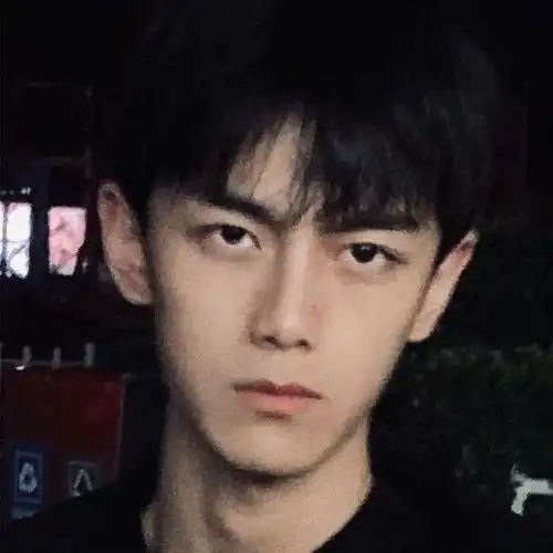 帅气男生头像
