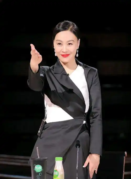 又被时尚圈盯上的中国元素太极阴阳图

