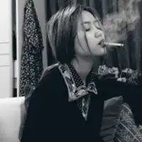 黑白真人女头微信头像图片大全
