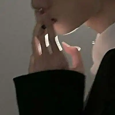 高清好看的头像男生霸气冷酷侧脸图片
