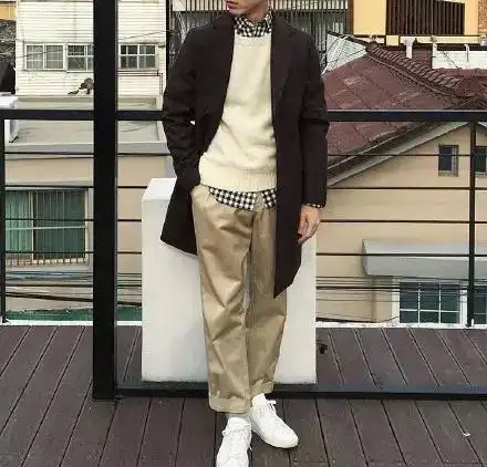 会穿衣服的男人,就算不露脸也是特别帅