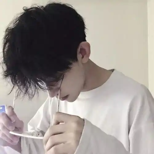 男生头像
