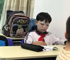 烟毒猛如虎那吸烟的男人该如何护肤呢
