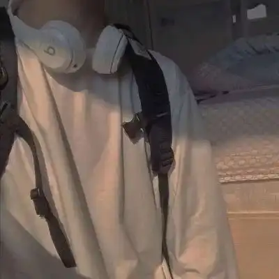 男头男生头像高清伤感第88期
