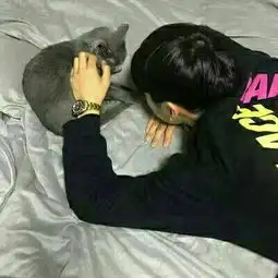 傻瓜,还有我在呢
