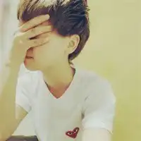 男生低头帅气头像男生微信头像图片大全