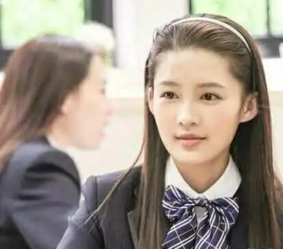 8位女明星穿上校服,胖迪靓丽,杨幂郑爽青春,最经典的还是陈妍希和张柏芝搜狐娱乐搜狐网
