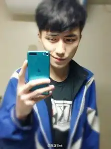 再来几张那个帅哥的图片