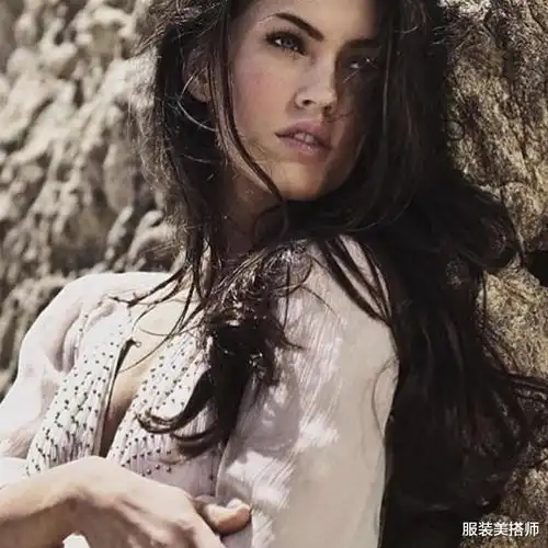 最美变形金刚女主梅根骨子里透着傲气,大嫂诠释超模气场