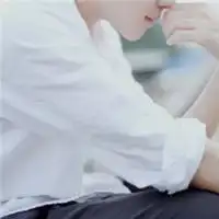 混搭潮流男生头像等来一艘远方的船