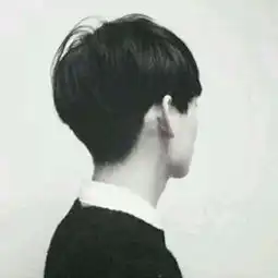 求一个匹配的情侣头像
