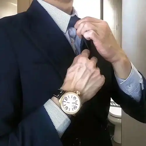 男生头像丨成熟西装衬衣控男头
