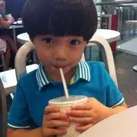 这小孩就啥名字
