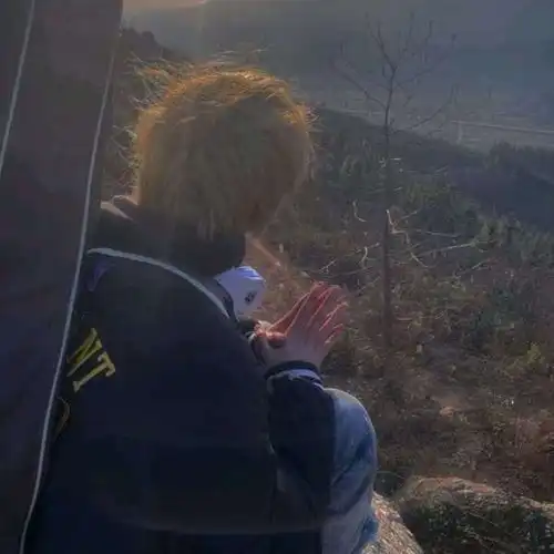 男生头像你身上有我想要的光
