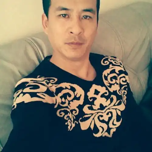 大叔用的头像
