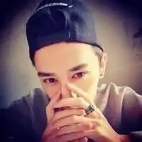 高清头像男生帅气希望我是一个让你心动的人