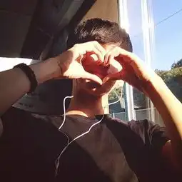 头像你姑且就停下来赠一冷眼隔岸观火也好