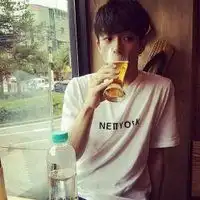 为了等你我可以拒绝爱情男生头像
