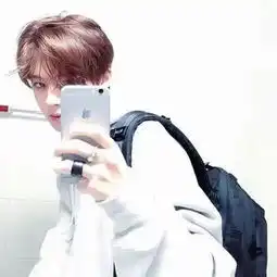 男生头像一个人爱你
