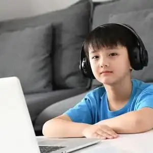 聪明小鬼少儿编程加盟费多少钱费用赚钱吗投资多少钱