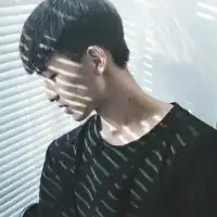 帅气男生头像侧脸轻熟男生完美侧脸俊朗帅气
