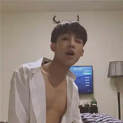 文艺性感男生qq头像侧脸不露脸风格男生qq头像