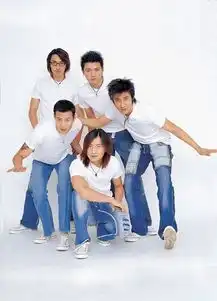 红苹果乐园主演a5组合最新写真小鲜肉变大叔
