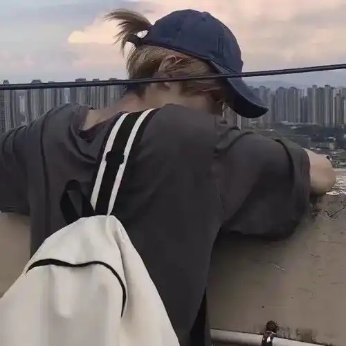ins欧美男生头像
