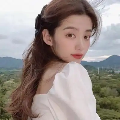 女生头像她会哭会笑就是不会微信头像我要个性网
