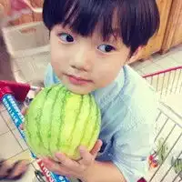 请问这个小男孩叫什么啊
