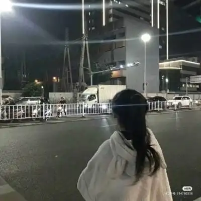难过女头像2020最新伤感女头像背影或侧脸
