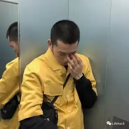 97年的重庆寸头小哥,攻气十足
