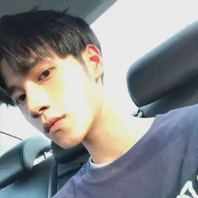 男生头像阳光帅气清晰图集
