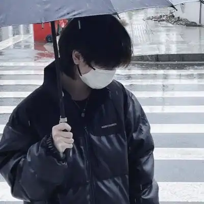 2023随性个性男生头像
