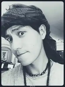 组图陈坤晒搞怪自拍一秒变阿拉伯伯伯
