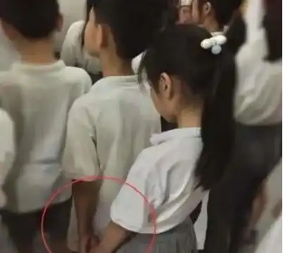 15岁女儿,从第一名到中下等,中间只隔了一个男生,还能挽回吗