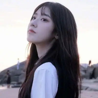 清纯高冷女生头像侧脸真实同一人多张
