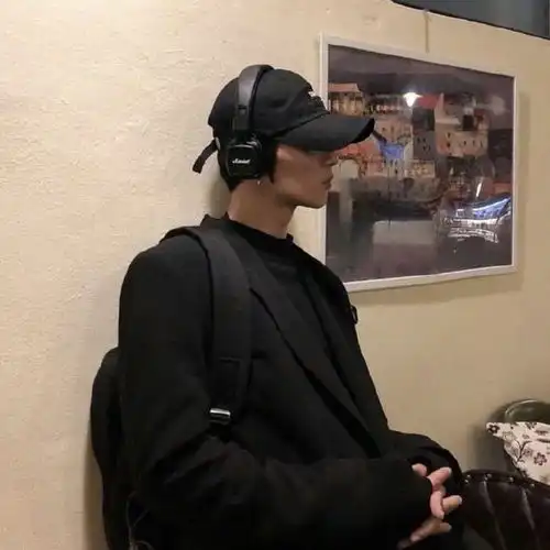 男生头像喜欢到极致就忽视他的缺点
