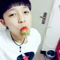 爱情给不了友谊的微笑
