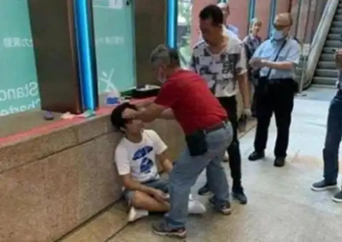 去年今晚300万中国人请复仇者联盟喝奶茶