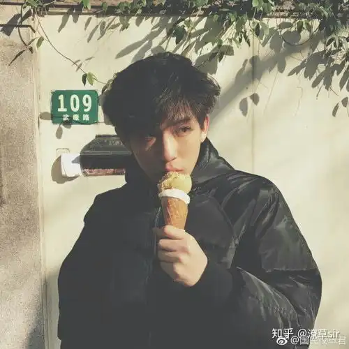有什么适合男人用的社交软件头像
