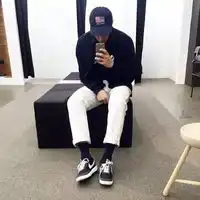微信头像男生霸气冷酷看起来比较拽冷酷的样子